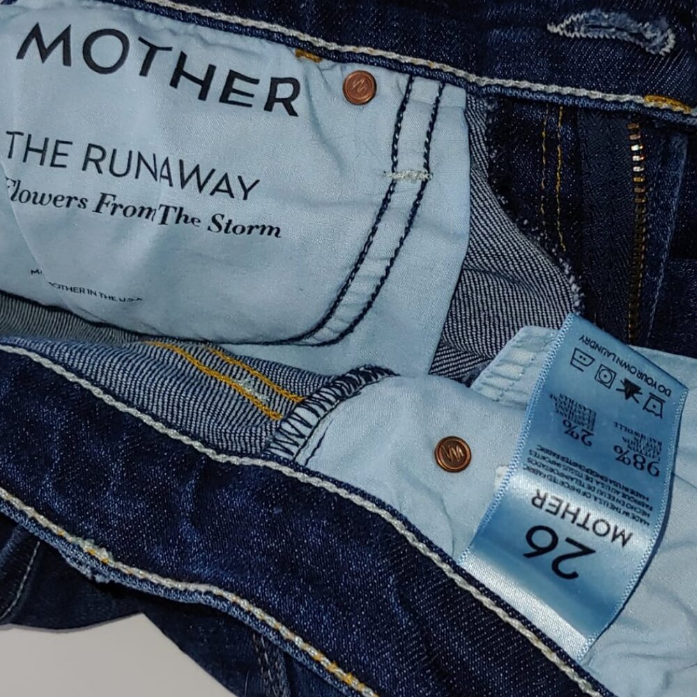 Nordstrom MOTHER jeans size 26 The Runaway Flowers from the storm dark stretch